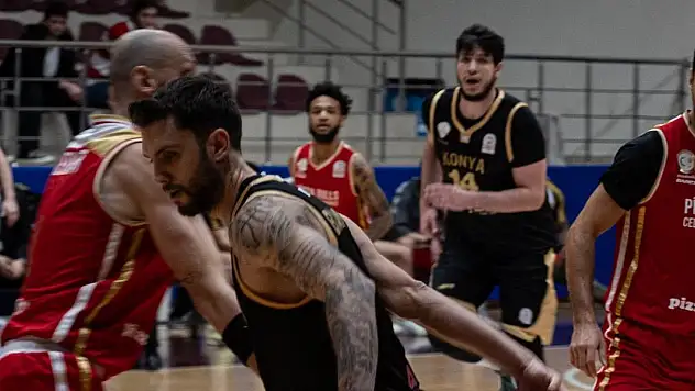Konya Büyükşehir, İstanbul'da zafere ulaştı! 79-69