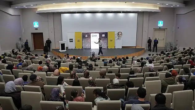 Konya Büyükşehir'in İlçe Şehir Konferansları Bu Yıl Da Dolu Dolu