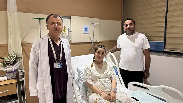 Konya'da 30 yıl arayla çifte sürpriz: İkiz doğdu, ikiz doğurdu, doktoru yine aynıydı!