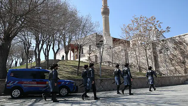 Konya'da 800 yıllık miras jandarmaya emanet! Ferman okunuyor, sancak açılıyor...