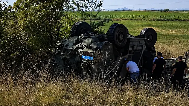 Konya'da askeri araç şarampole devrildi! Olay yerine ekipler sevk edildi