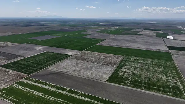 Konya'da bahar yağmurları altına dönüştü! Geçen yılı unutturacak rakamlar açıklandı!