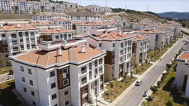 Konya'da büyük gün! Konyalı Bakan, TOKi konut ve işyerlerinin kurasını çekecek