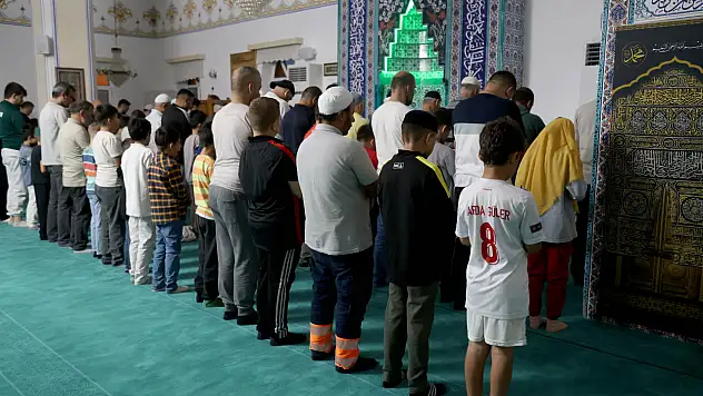 Konya'da camiler çocuk sesleriyle dolup taşıyor! Başvurular da devam ediyor...