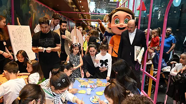Konya'da çocuklara 23 Nisan hediyesi: Kitap bayramı başlıyor!