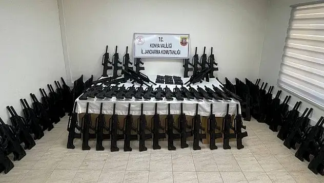 Konya'da dev silah operasyonu: Binlerce parça ele geçirildi, 3 tutuklama!