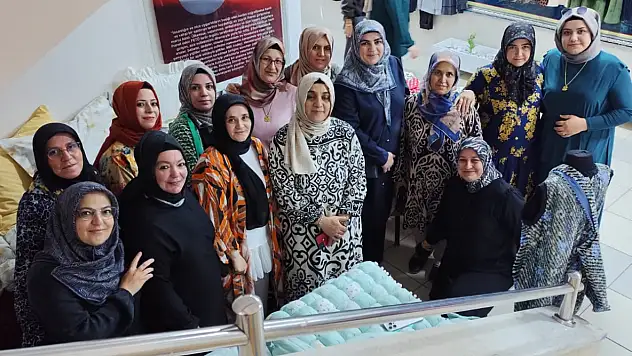 Konya'da el emeği göz nuru eserler görücüye çıktı