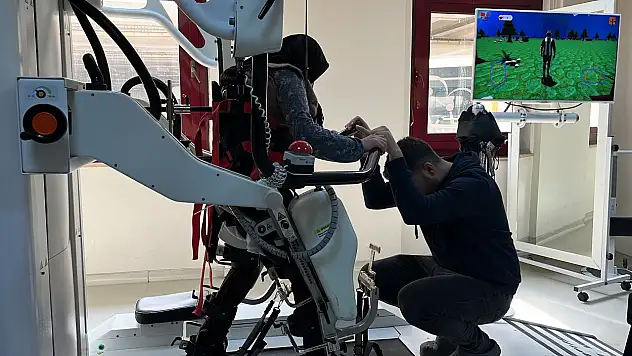 Konya'da felçli hastaların tedavisinde ileri teknoloji robot sayısı artırıldı!