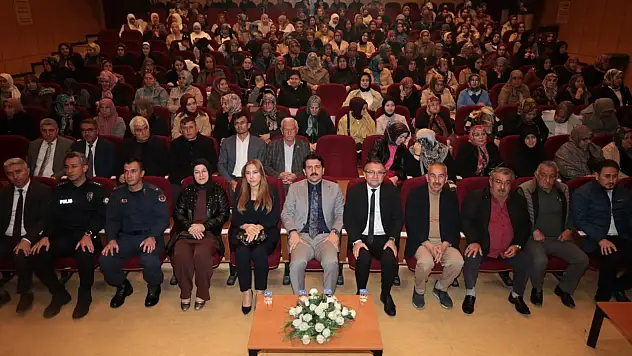 Konya'da geleceği korumak için anneler sahada!