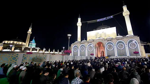 Konya'da hatimle teravih namazı kılınacak camiler belli oldu