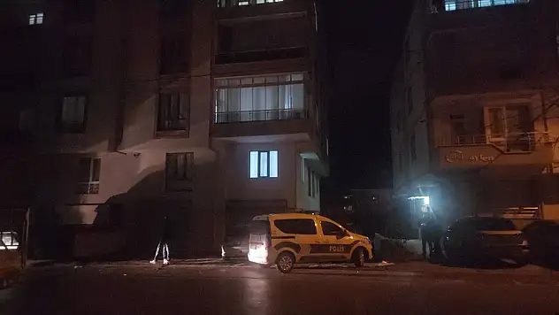 Konya'da hava almak isteyen genç balkondan düştü