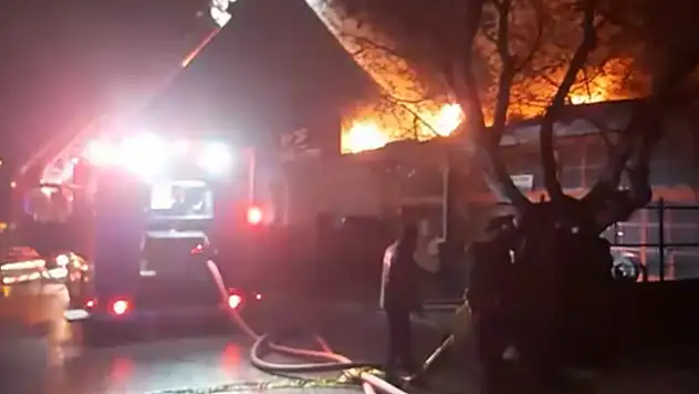 Konya'da iş yerinde korkutan yangın! Patlama oldu... Yaralılar var