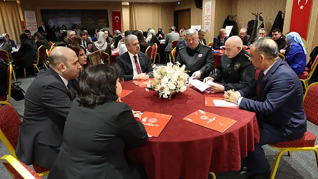 Konya'da, 'kadına yönelik şiddetle mücadele' masaya yatırıldı
