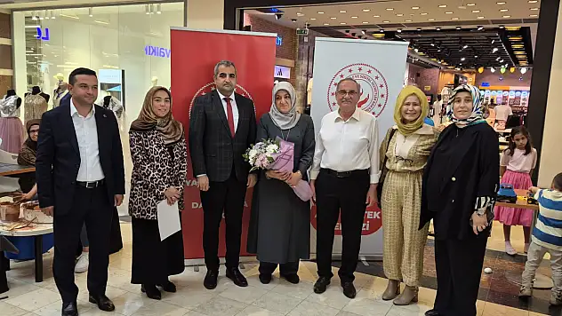 Konya'da kadınların emeği vitrine çıktı! Bir hobiyle başladı, gelir kapısına dönüştü!