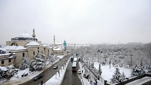 Konya'da kar mesaisi başlıyor! Sıcaklıklar -9 dereceye düşecek!