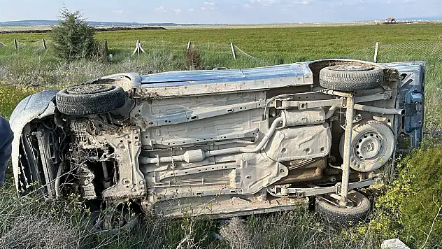 Konya'da kontrolden çıkan araç takla attı: 1 yaralı
