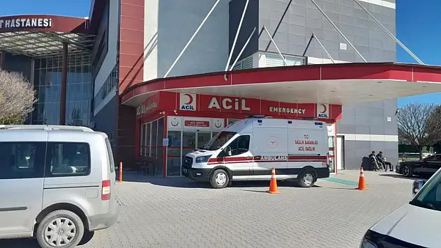 Konya'da korkutan kaza! Motosikletin çarptığı yaya yaralandı