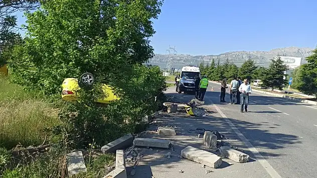 Konya'da korkutan kaza! Otomobil kontrolden çıkarak takla attı