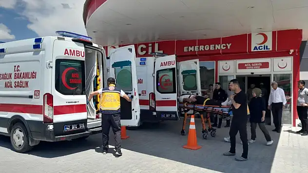Konya'da korkutan kaza! Otomobil takla attı: 4 yaralı