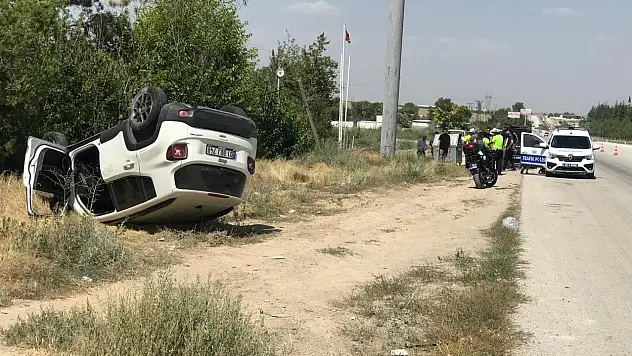 Konya'da lastiği patlayan tır ortalığı savaş alanına çevirdi! 8 yaralı