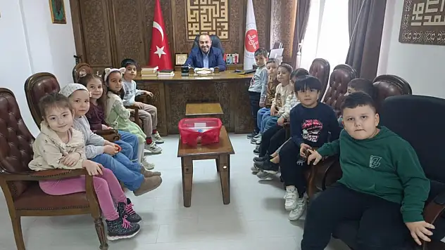 Konya'da minik yüreklerden büyük dayanışma!