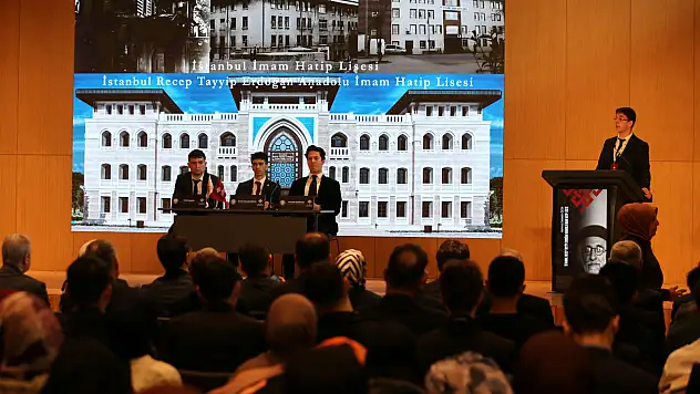 Konya'da 'Öncü Okullar Öncü Şahsiyetler' devam ediyor
