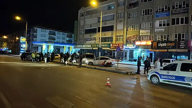 Konya'da otomobil yayaya çarptı: Yaralı hastaneye kaldırıldı!