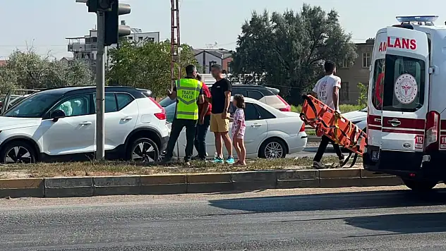 Konya'da otomobiller birbirine girdi! 2 yaralı