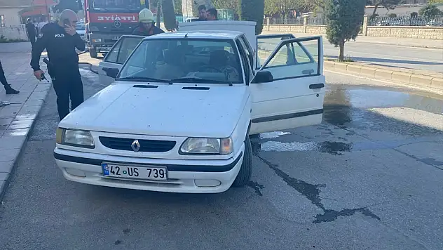 Konya'da park halindeki araçta yangın çıktı: 1 yaralı!