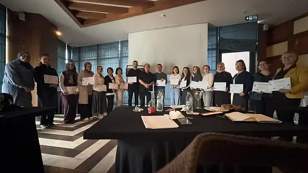 Konya'da 'Sağ Beyin Eğitim Semineri'ne yoğun ilgi