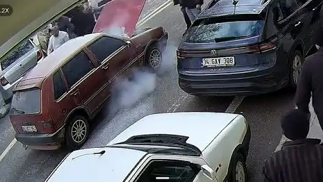 Konya'da seyir halindeki araç yandı!
