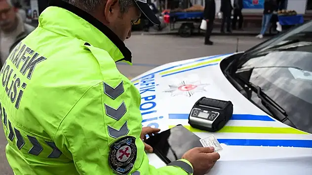 Konya'da trafik magandalarına ceza yağdı: Drift, yol kapama ve ihlallere 586 bin TL…