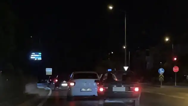 Konya'da trafikte dehşet saçan sorumsuzluk! İnsanların canını hiçe saydı