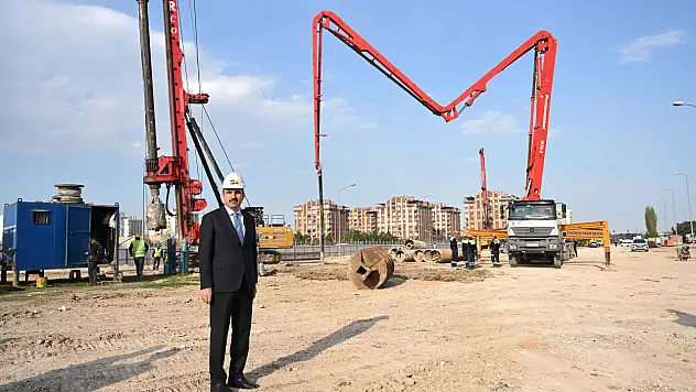 Konya'da ulaşımda devrim: Hem tramvay hem araç geçecek!