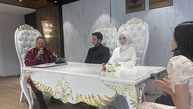 Konya'da unutulması imkansız tarihte evlendiler