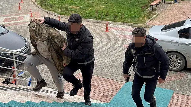 Konya'da uyuşturucu operasyonu: İlçe girişinde yakalandılar!