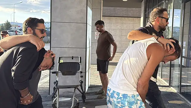 Konya'da uyuşturucu operasyonunda 2 şüpheli tutuklandı