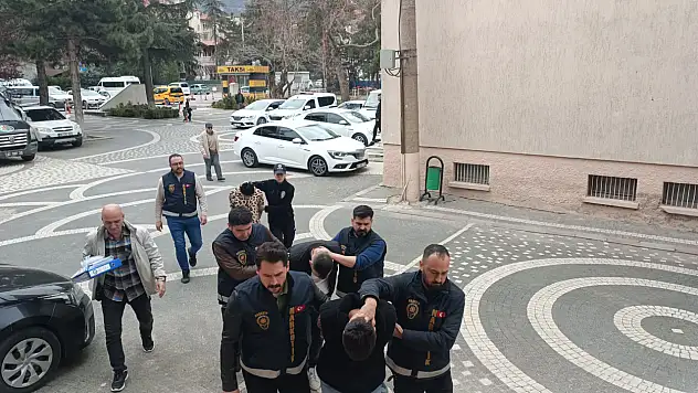 Konya'da uyuşturucu ticaretine geçit yok: 3 tutuklama!
