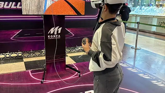 Konya'da VR basketbol deneyimi yoğun ilgi gördü