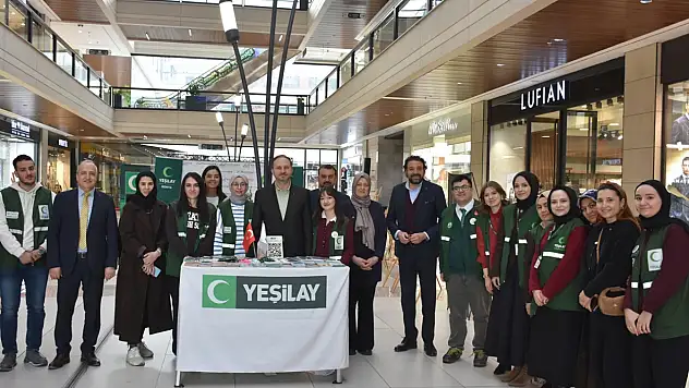 Konya'da YEDAM danışanlarının yaptığı resimler sergilendi