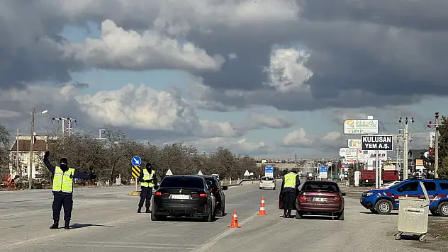 Konya'da yılbaşı öncesi trafik denetimleri arttı