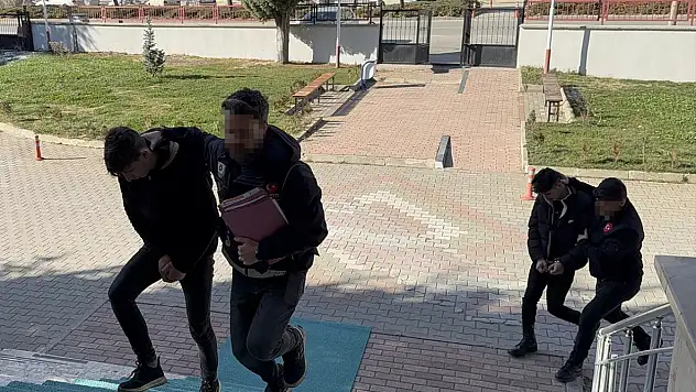 Konya'da zehir tacirlerine geçit yok: 2 tutuklama!