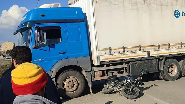 Konya'da iki ayrı kazada 3 kişi yaralandı