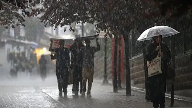 Konya dahil 7 il uyarıldı! Sağanak, dolu ve kuvvetli rüzgar geliyor! Bu saatlerde dışarı çıkmayın