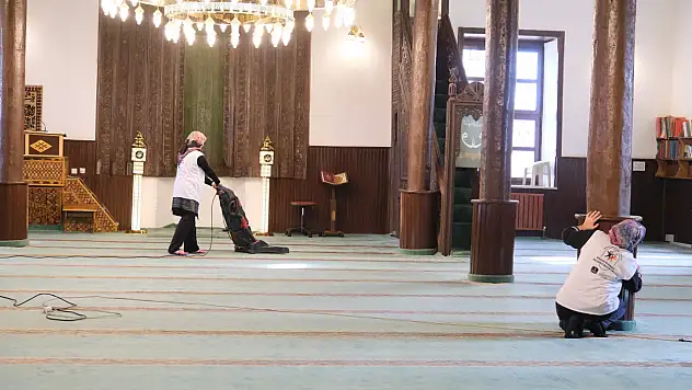 Konya'daki camiler Ramazan'a hazır!