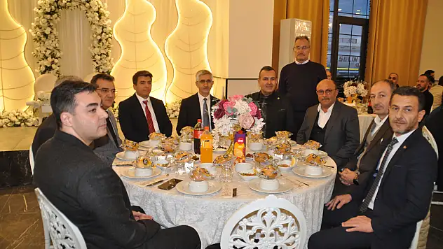 Konya'daki iftarda ses getiren teklif: Sürücü kurslarına TOGG için ÖTV muafiyeti istendi!