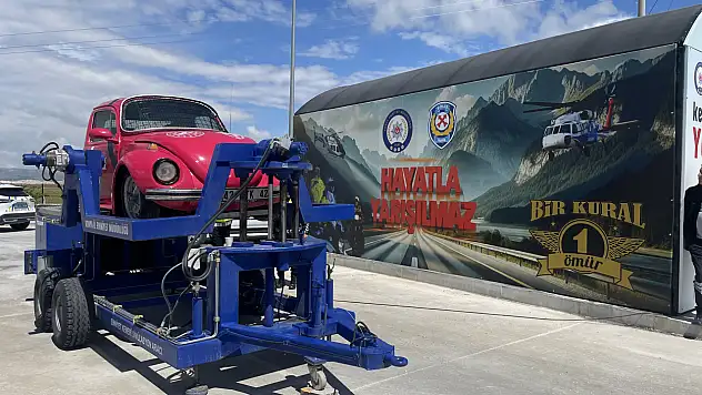 Konya Emniyeti'nden bayram yoğunluğuna karşı 'Yaşam Tüneli' önlemi! Hedef sıfır kaza!