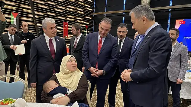 Konya Gazze'yi Yalnız Bırakmadı!