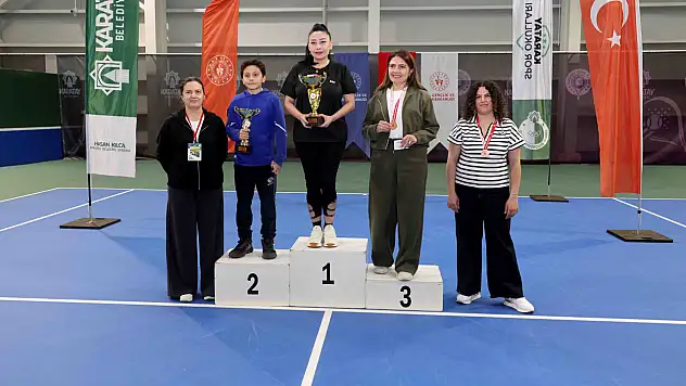 Konya İl Birinciliği Tenis Turnuvası'nda ödüller sahibini buldu