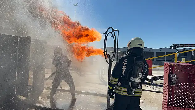 Konya İtfaiyesi dünya tarihine geçti!
